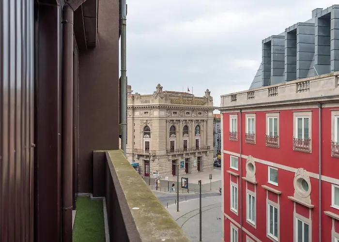 Cc Downtown Palace - I